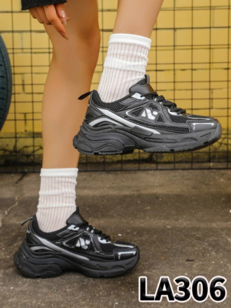 Buty sportowe damskie Roz 36-41/ 12 par